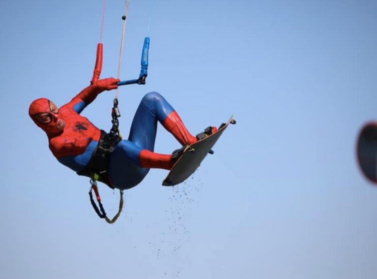 WAKE.PL PZKite CENTER SZKOŁA KITEBOARDINGU